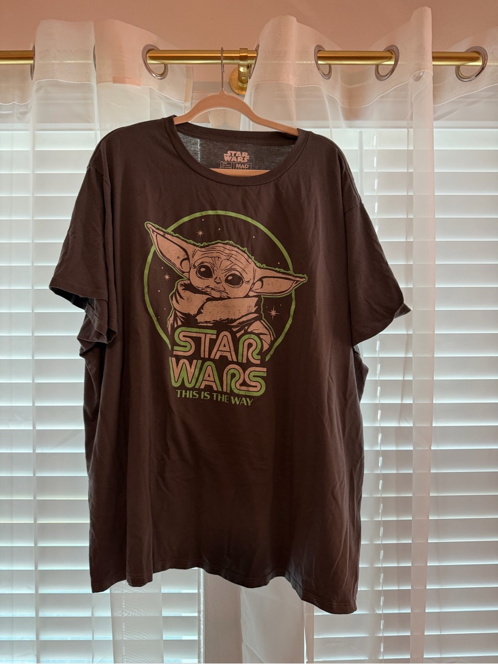 Star Wars 'The Child' Graphic Tee